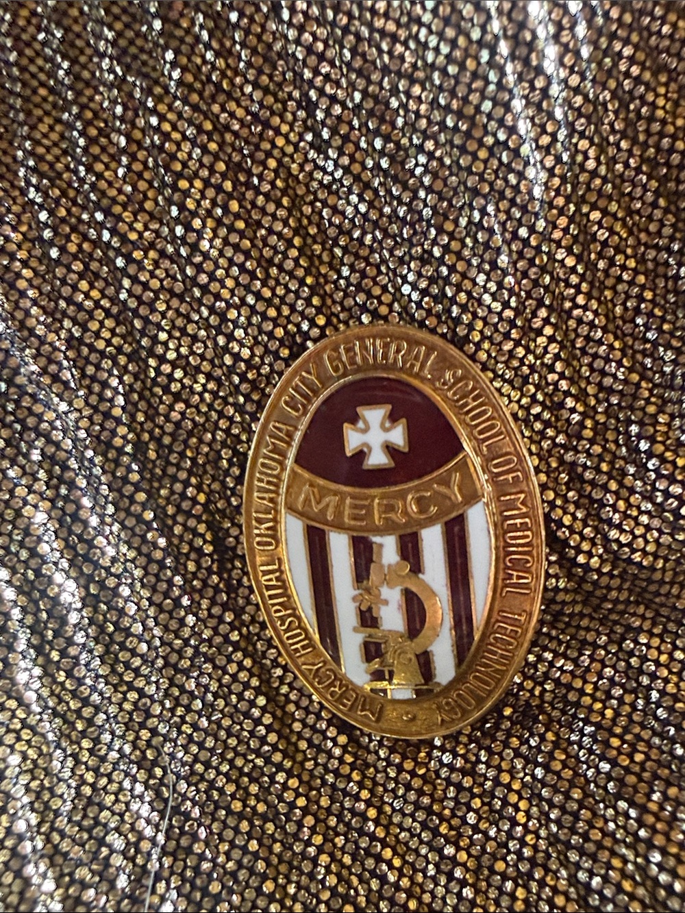 10K mercy pin brooch 1979(BD Monogramed)